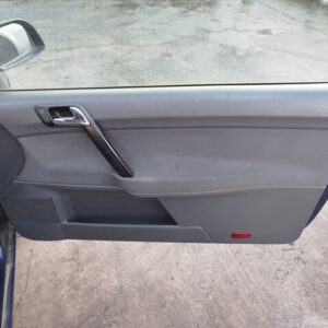 ELEVALUNAS DELANTERO DERECHO VOLKSWAGEN POLO IV (9N1)