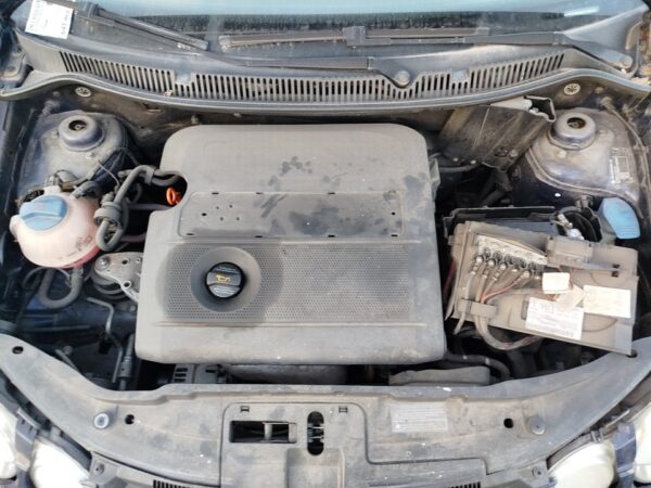 TRANSMISION DELANTERA IZQUIERDA VOLKSWAGEN POLO IV (9N1)