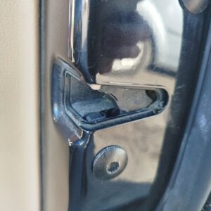 CERRADURA PUERTA DELANTERA DERECHA VOLKSWAGEN PASSAT BERLINA (3C2)