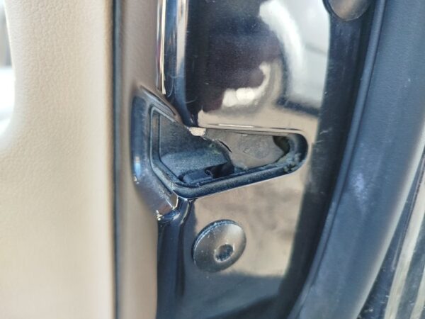 CERRADURA PUERTA DELANTERA DERECHA VOLKSWAGEN PASSAT BERLINA (3C2)