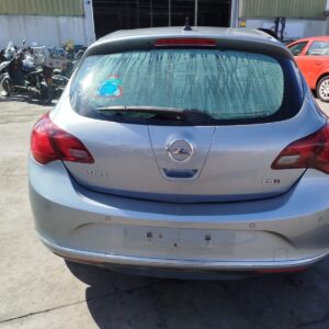 PORTON TRASERO OPEL ASTRA J BERLINA 5P