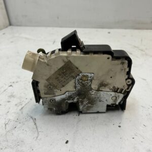 CERRADURA PUERTA DELANTERA DERECHA LAND ROVER DISCOVERY (LT)