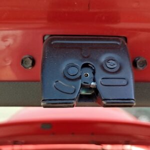 CERRADURA MALETERO / PORTON KIA RIO (YB)