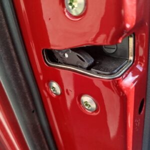 CERRADURA PUERTA DELANTERA IZQUIERDA KIA RIO (YB)