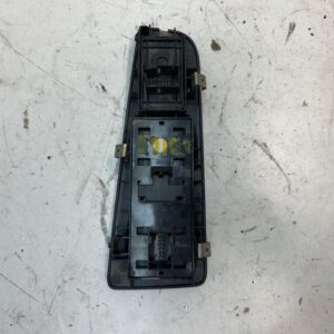 MANDO ELEVALUNAS DELANTERO IZQUIERDO LANCIA DELTA (181)