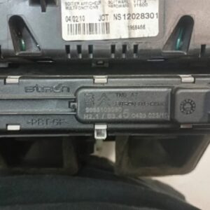 PANTALLA MULTIFUNCION PEUGEOT 207