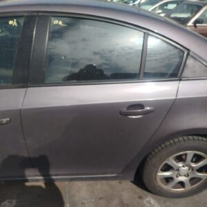 PUERTA TRASERA IZQUIERDA CHEVROLET CRUZE