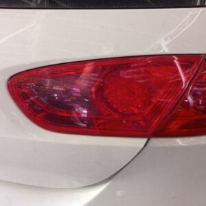 PILOTO TRASERO DERECHO INTERIOR SEAT LEON (1P1)