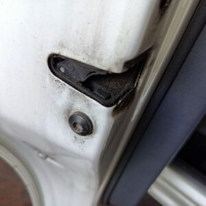 CERRADURA PUERTA TRASERA IZQUIERDA SEAT LEON (1P1)