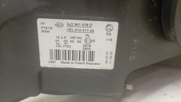 FARO DERECHO SKODA FABIA (5J2)
