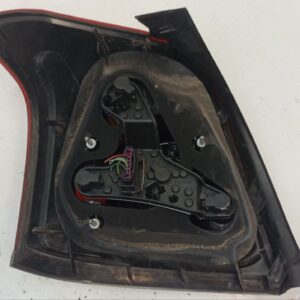 PILOTO TRASERO DERECHO TOYOTA AVENSIS BERLINA (T25)