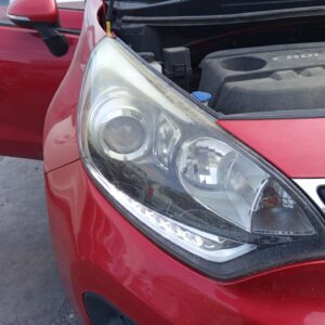 FARO DERECHO KIA RIO (UB)