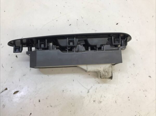 MANDO ELEVALUNAS DELANTERO IZQUIERDO TOYOTA AURIS (E15)