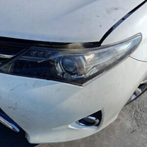 FARO IZQUIERDO TOYOTA AURIS TOURING SPORTS (E18)