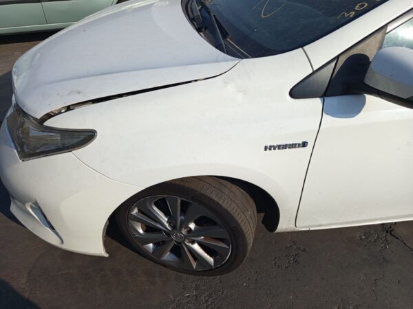 ALETA DELANTERA IZQUIERDA TOYOTA AURIS TOURING SPORTS (E18)