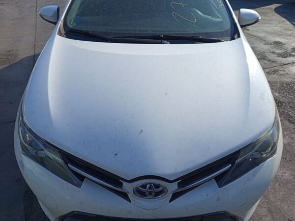 CAPO TOYOTA AURIS TOURING SPORTS (E18)