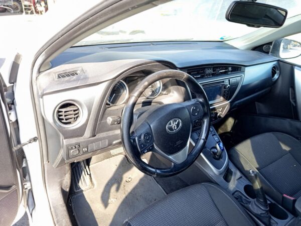 MANDO MULTIFUNCION TOYOTA AURIS TOURING SPORTS (E18)