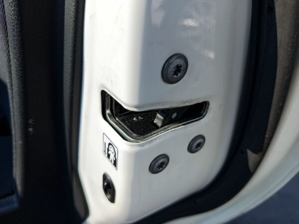 CERRADURA PUERTA TRASERA DERECHA TOYOTA AURIS TOURING SPORTS (E18)