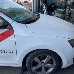 ALETA DELANTERA DERECHA SKODA RAPID (NH)