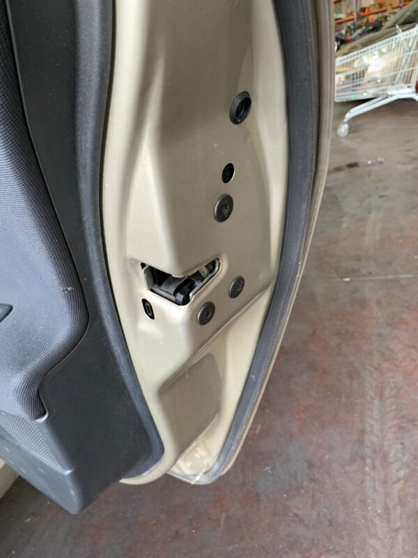 CERRADURA PUERTA TRASERA DERECHA RENAULT MEGANE II BERLINA 5P