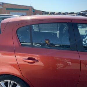 PUERTA TRASERA DERECHA OPEL CORSA D