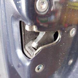 CERRADURA PUERTA DELANTERA DERECHA CITROEN C5 BERLINA