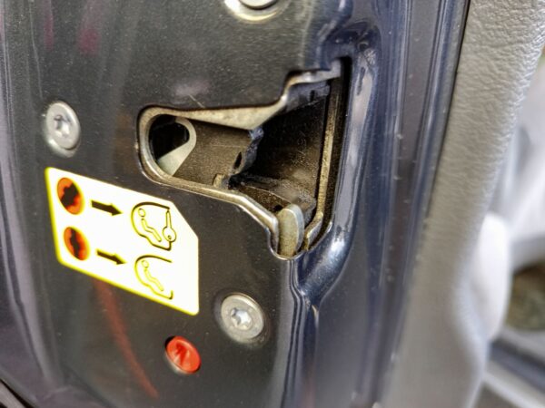 CERRADURA PUERTA TRASERA IZQUIERDA CITROEN C5 BERLINA