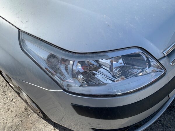 FARO DERECHO CITROEN C4 BERLINA