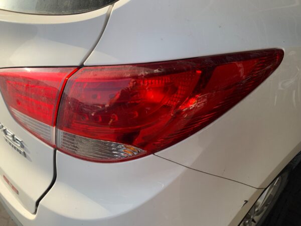 PILOTO TRASERO DERECHO HYUNDAI IX35 (EL/LM)