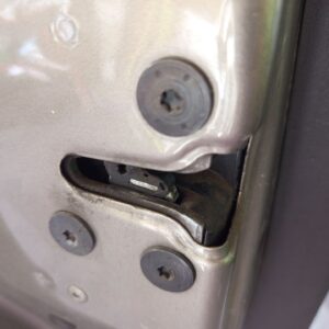CERRADURA PUERTA DELANTERA IZQUIERDA RENAULT MEGANE III BERLINA 5P