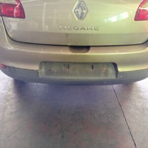 PARAGOLPES TRASERO RENAULT MEGANE III BERLINA 5P