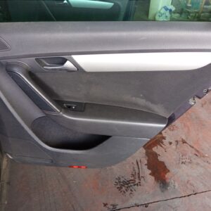 ELEVALUNAS TRASERO DERECHO VOLKSWAGEN PASSAT VARIANT (365)