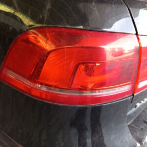 PILOTO TRASERO IZQUIERDO VOLKSWAGEN PASSAT VARIANT (365)