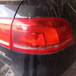 PILOTO TRASERO DERECHO VOLKSWAGEN PASSAT VARIANT (365)