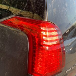 PILOTO TRASERO IZQUIERDO PEUGEOT 5008