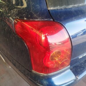 PILOTO TRASERO IZQUIERDO TOYOTA AVENSIS WAGON (T25)