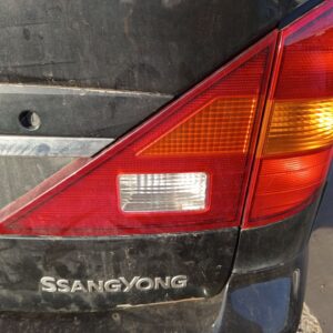 PILOTO TRASERO DERECHO INTERIOR SSANGYONG RODIUS