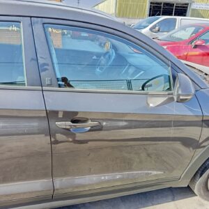 PUERTA DELANTERA DERECHA HYUNDAI TUCSON (TL)