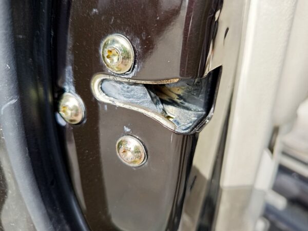 CERRADURA PUERTA DELANTERA IZQUIERDA SSANGYONG REXTON