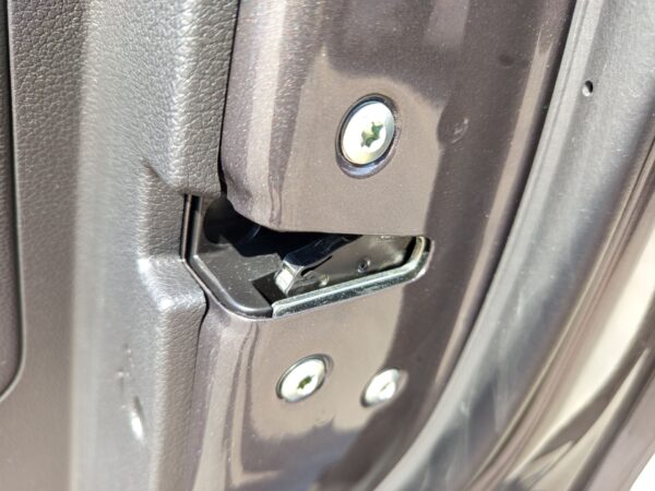 CERRADURA PUERTA TRASERA DERECHA HYUNDAI TUCSON (TL)
