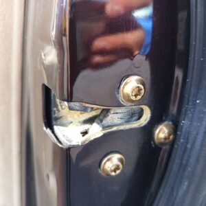 CERRADURA PUERTA DELANTERA DERECHA SSANGYONG REXTON