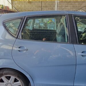 PUERTA TRASERA DERECHA SEAT ALTEA (5P1)