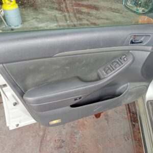 ELEVALUNAS DELANTERO IZQUIERDO TOYOTA AVENSIS BERLINA (T25)