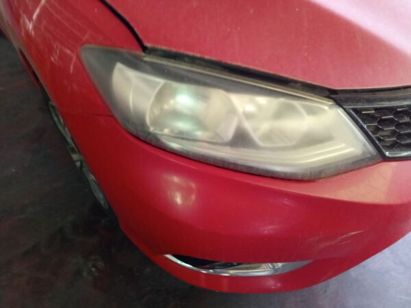 FARO DERECHO NISSAN PULSAR (C13M)