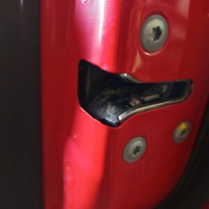 CERRADURA PUERTA DELANTERA DERECHA NISSAN PULSAR (C13M)