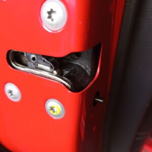 CERRADURA PUERTA TRASERA IZQUIERDA NISSAN PULSAR (C13M)
