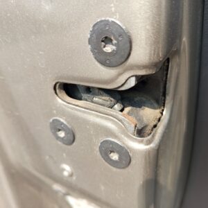 CERRADURA PUERTA DELANTERA IZQUIERDA RENAULT MEGANE III BERLINA 5P