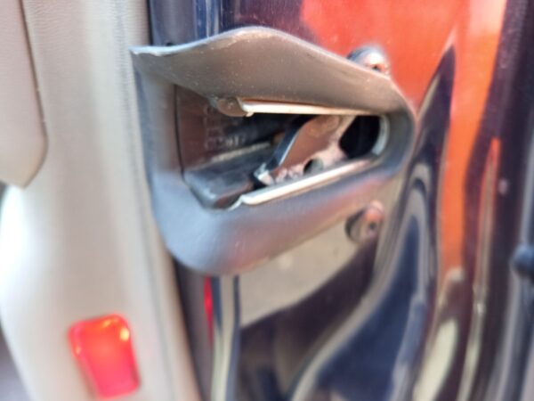 CERRADURA PUERTA DELANTERA DERECHA AUDI A3 (8L)