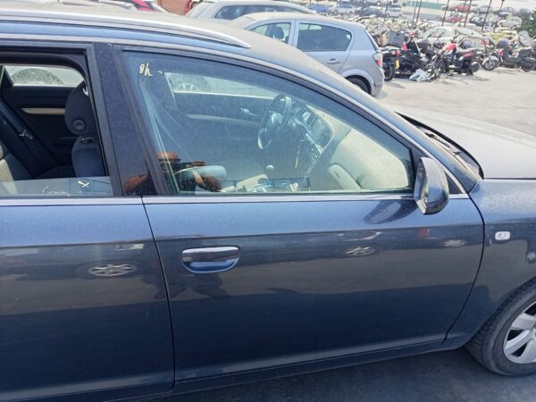 PUERTA DELANTERA DERECHA AUDI A6 AVANT (4F5)