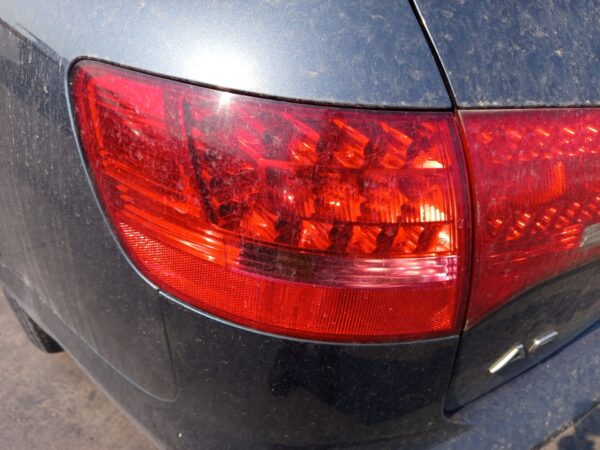 PILOTO TRASERO IZQUIERDO AUDI A6 AVANT (4F5)